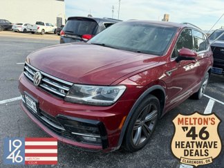 Used 2018 Volkswagen Tiguan SEL w/ R-Line Package image 1
