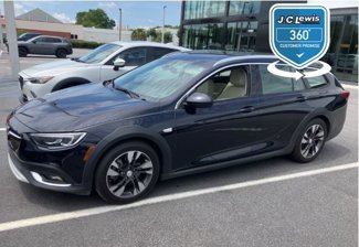 Used 2018 Buick Regal Essence w/ Driver Confidence Package #1 image 1