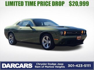 Certified 2022 Dodge Challenger SXT image 1
