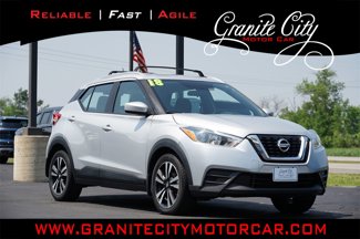 Used 2018 Nissan Kicks SV image 1