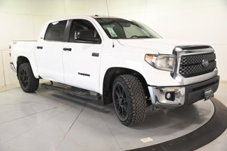 Used 2018 Toyota Tundra SR5 w/ SR5 Upgrade Package image 1