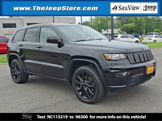 Used 2022 Jeep Grand Cherokee Laredo X image 1