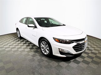 Used 2025 Chevrolet Malibu LT image 1