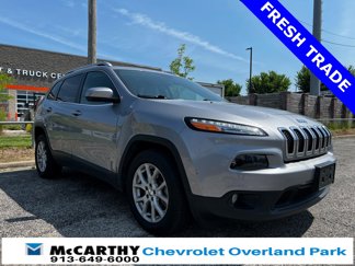 Used 2016 Jeep Cherokee Latitude image 1