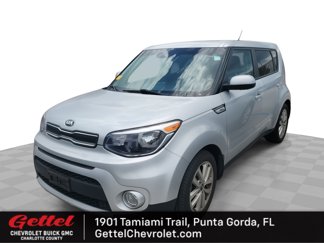 Used 2019 Kia Soul + image 1