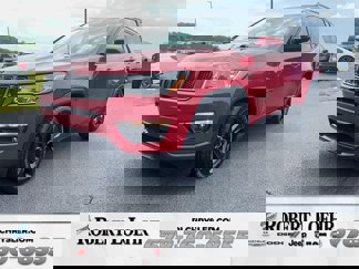 Used 2020 Jeep Compass Latitude image 1