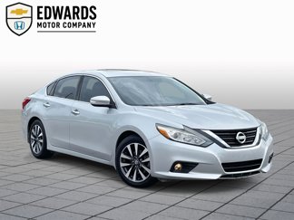 Used 2017 Nissan Altima 2.5 SV image 1