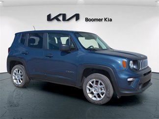 Used 2023 Jeep Renegade Latitude image 1
