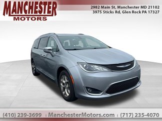 Used 2018 Chrysler Pacifica Limited image 1