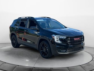 Certified 2023 GMC Terrain SLE w/ Driver Convenience Package image 1