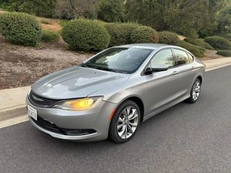 Used 2015 Chrysler 200 S image 1