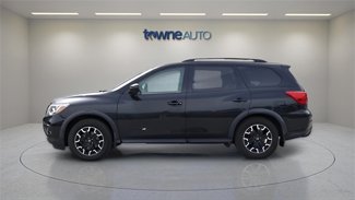 Used 2019 Nissan Pathfinder SL image 1