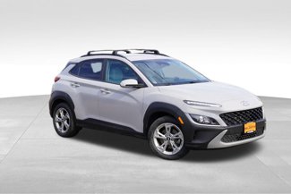 Used 2023 Hyundai Kona SEL image 1