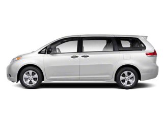 Used 2013 Toyota Sienna LE image 1