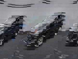 Used 2021 Ford Escape SE w/ Cold Weather Package image 1