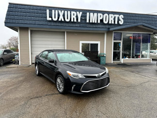 Used 2016 Toyota Avalon XLE Premium image 1