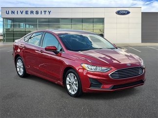 Certified 2020 Ford Fusion SE image 1