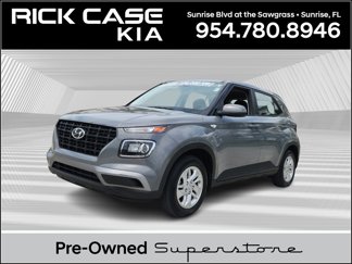 Used 2023 Hyundai Venue SE image 1