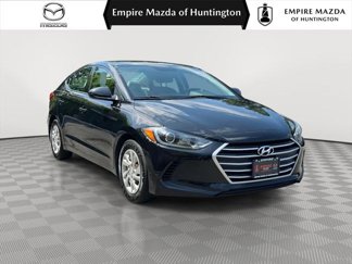 Used 2018 Hyundai Elantra SE image 1