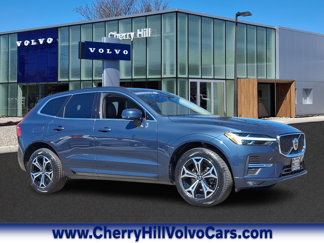 Certified 2022 Volvo XC60 B5 Momentum w/ Climate Package image 1
