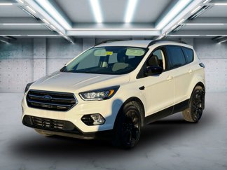 Certified 2018 Ford Escape SE w/ SE Sport Appearance Package image 1