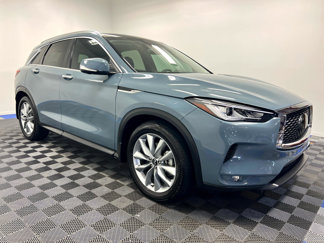 Used 2022 INFINITI QX50 Essential image 1