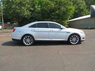 Used 2015 Ford Taurus Limited w/ Equipment Group 301A image 1