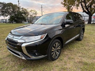 Used 2019 Mitsubishi Outlander SE image 1