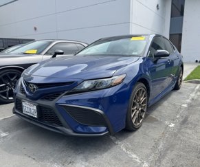 Used 2023 Toyota Camry SE image 1