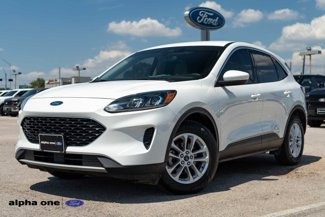 Used 2020 Ford Escape SE image 1