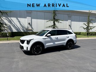 Used 2024 Kia Sorento S image 1
