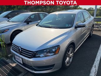 Used 2014 Volkswagen Passat 1.8T SE image 1
