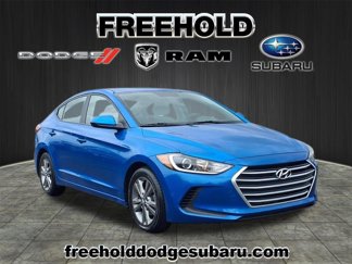 Used 2017 Hyundai Elantra SE image 1
