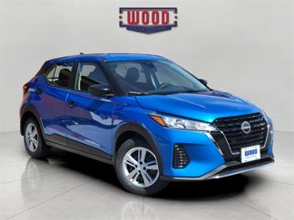 New 2025 Nissan Kicks Play S image 1