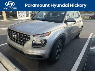 Used 2022 Hyundai Venue SEL image 1