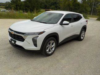 Used 2024 Chevrolet Trax LS w/ LS Convenience Package image 1