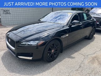 Used 2016 Jaguar XF Premium image 1