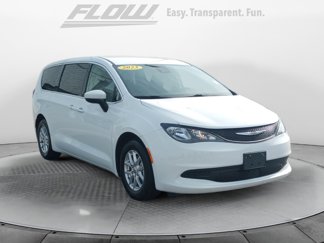 Used 2023 Chrysler Voyager LX image 1