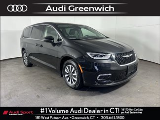 Used 2023 Chrysler Pacifica Touring-L image 1