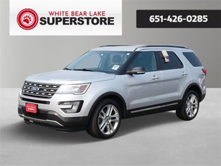 Used 2017 Ford Explorer XLT w/ Equipment Group 202A image 1