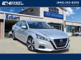 Used 2022 Nissan Altima 2.5 SV image 1