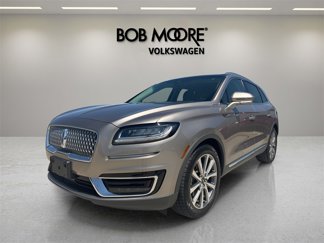 Used 2019 Lincoln Nautilus Select image 1