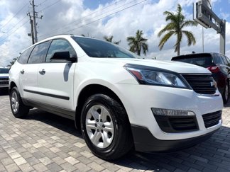 Used 2017 Chevrolet Traverse LS image 1