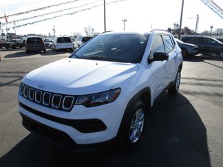 Certified 2022 Jeep Compass Latitude w/ Convenience Group image 1