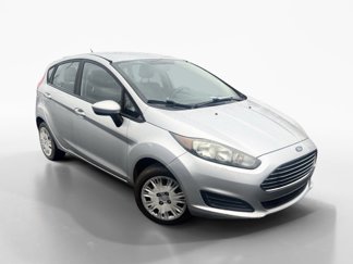 Used 2016 Ford Fiesta S image 1