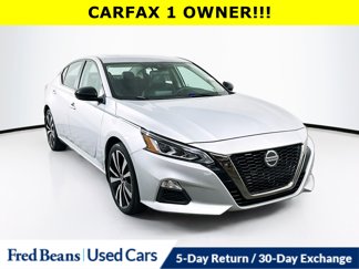Used 2021 Nissan Altima 2.5 SR w/ SR Premium Package image 1