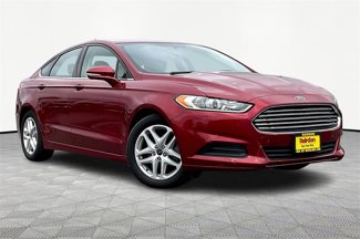 Used 2016 Ford Fusion SE image 1