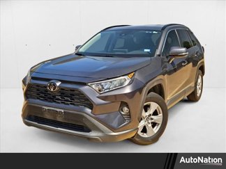 Used 2019 Toyota RAV4 XLE image 1
