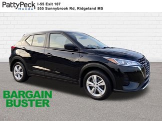Used 2024 Nissan Kicks S image 1