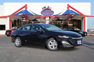 Used 2024 Chevrolet Malibu LT image 1